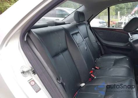 2001 Mercedes-Benz E 430 4M z USA, uszkodzony, nr VIN WDBJF83J81X047600